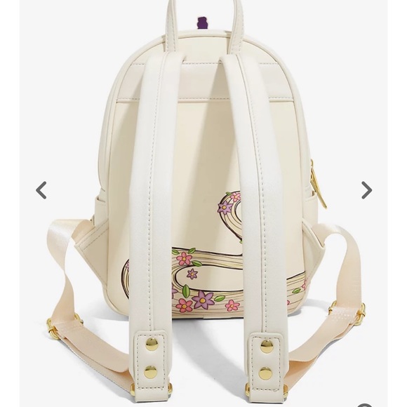 ❗️RESERVE❗️Tangled Mini Backpack - Picture 4 of 12
